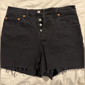 Levi’s Stylish Black Denim Shorts